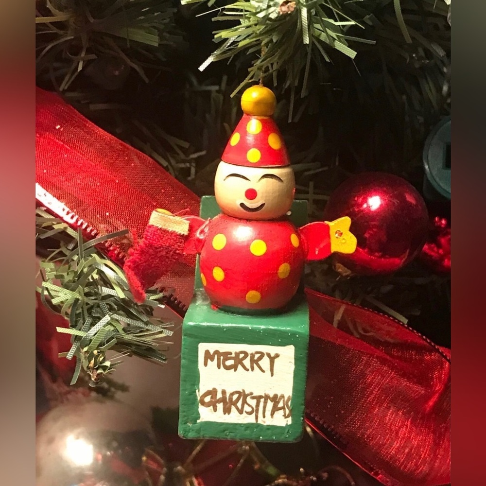 AWESOME VINTAGE 1960’s WOODEN JACK IN THE BOX ORNAMENT !